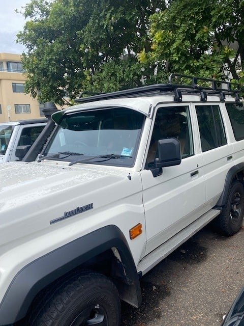 Toyota LandCruiser Ute, Dual Cab, wagon and Troopy Solid Windscreen Sunvisor