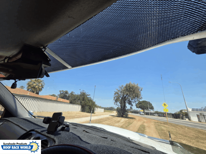 Holden Commodore VT-VZ 4dr Sedan/Wagon/Ute Mesh Windscreen Sunvisor - Image 4