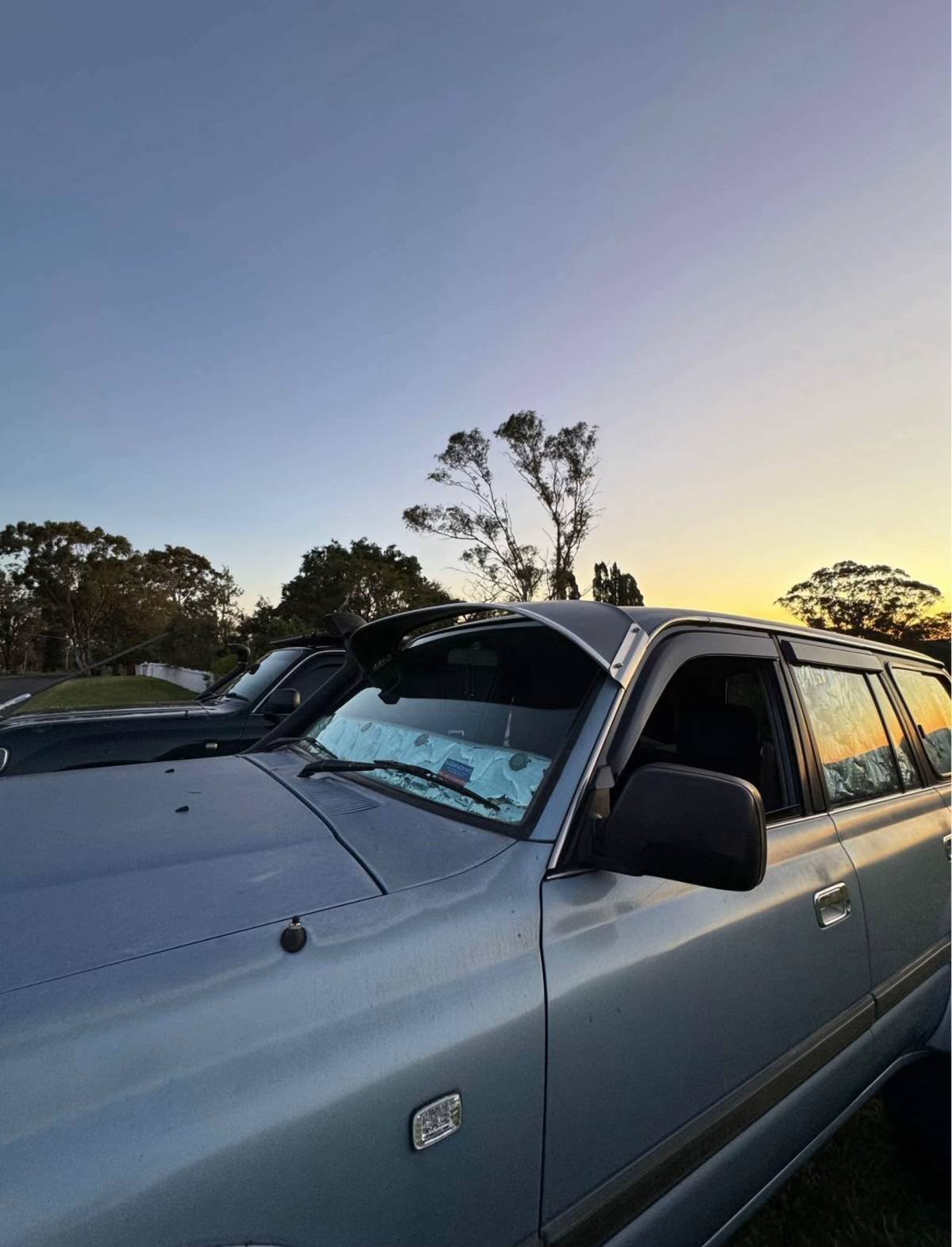 Toyota Land Cruiser 1994 Model 80 Series Sun Visor - Image 3