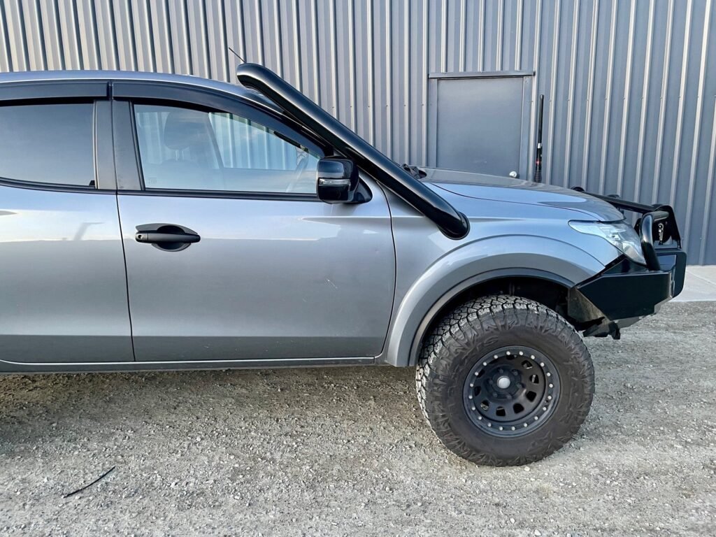 Mitsubishi Triton MQ Short Entry Snorkel